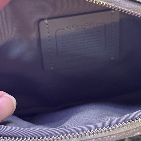 NWT - Coach Elias Belt Bag. - Picture 8 of 10